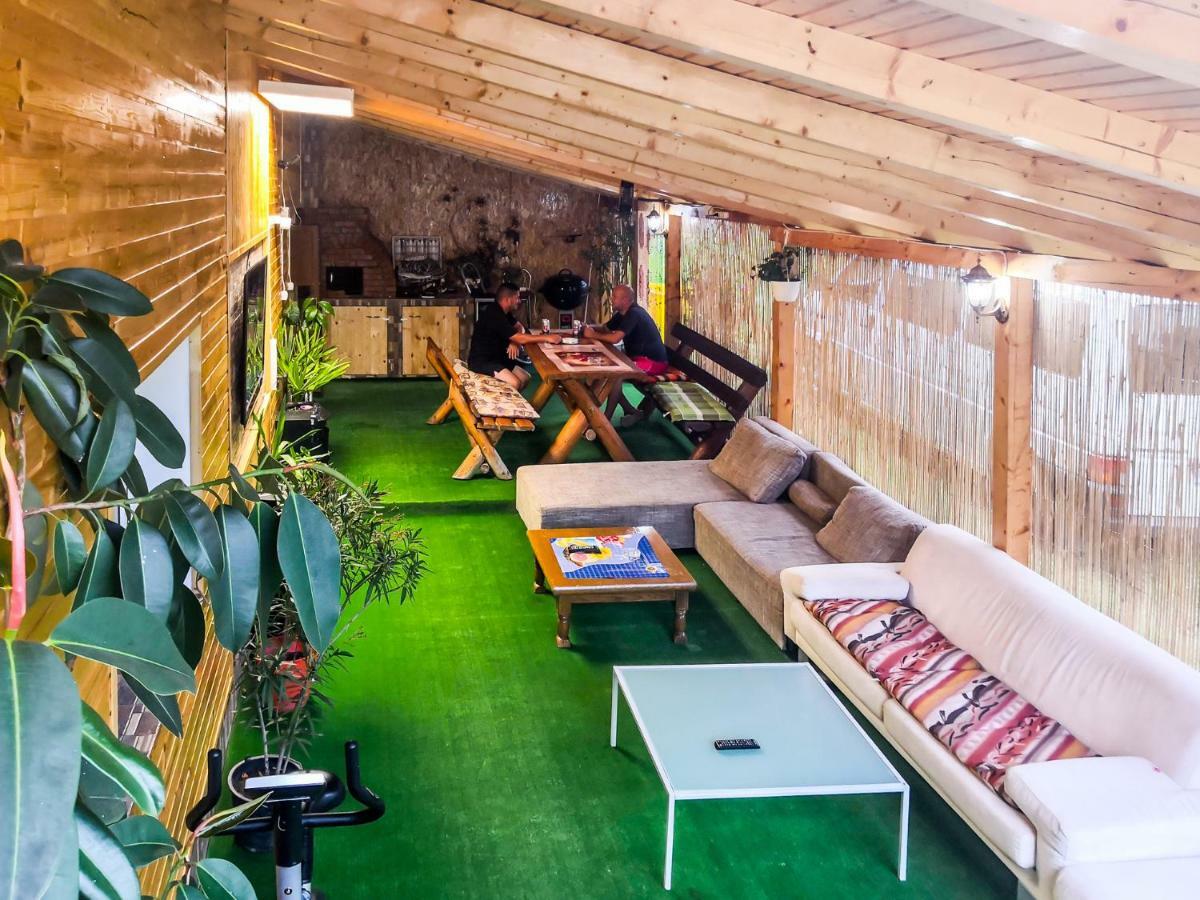 Casa De Vacanta Jeny Novaci-Străini 외부 사진